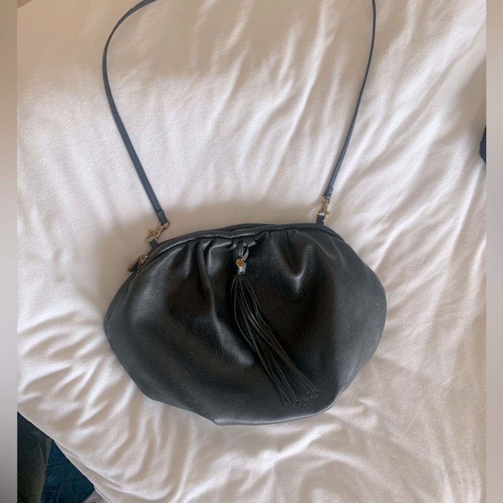 Hobo black leather purse